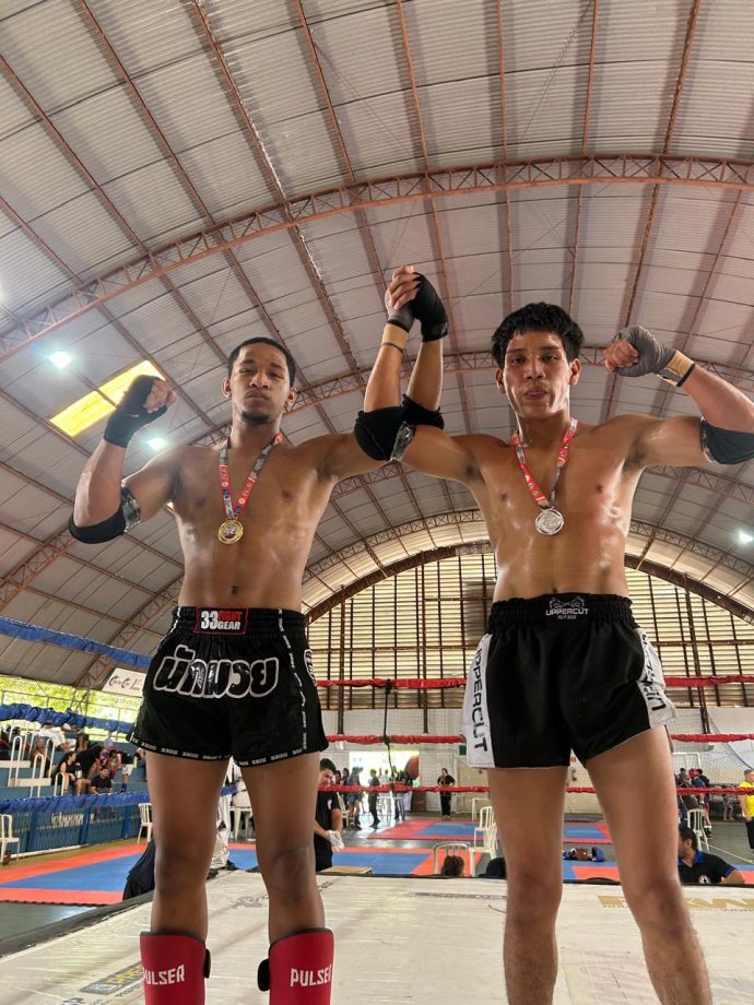 Equipe de Muay Thai conquista medalhas e leva o nome de Três Lagoas ao pódio em Campo Grande Equipe de Muay Thai conquista medalhas e leva o nome de Três Lagoas ao pódio em Campo Grande
