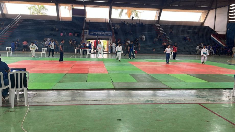 Copa Três Lagoas de Judô reúne quase 200 atletas em competição emocionante Copa Três Lagoas de Judô reúne quase 200 atletas em competição emocionante