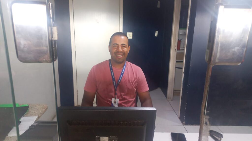 Movimento na rodoviária de Três Lagoas cresce até 60% no fim de ano e reforça clima de despedidas e reencontros