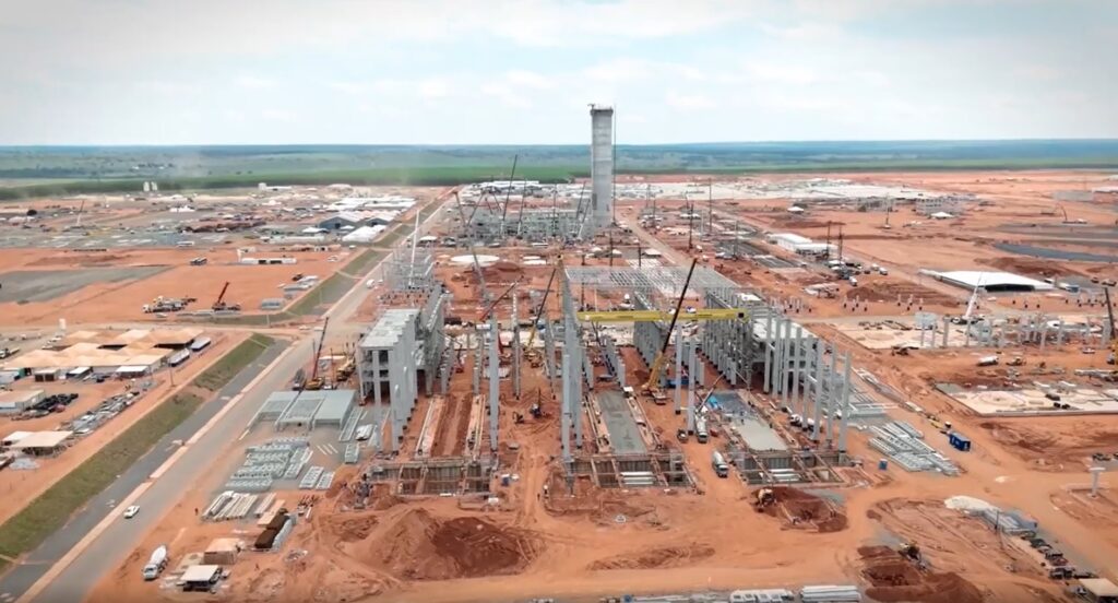 Obra bilionária da Arauco provoca salto histórico nas importações de máquinas em MS