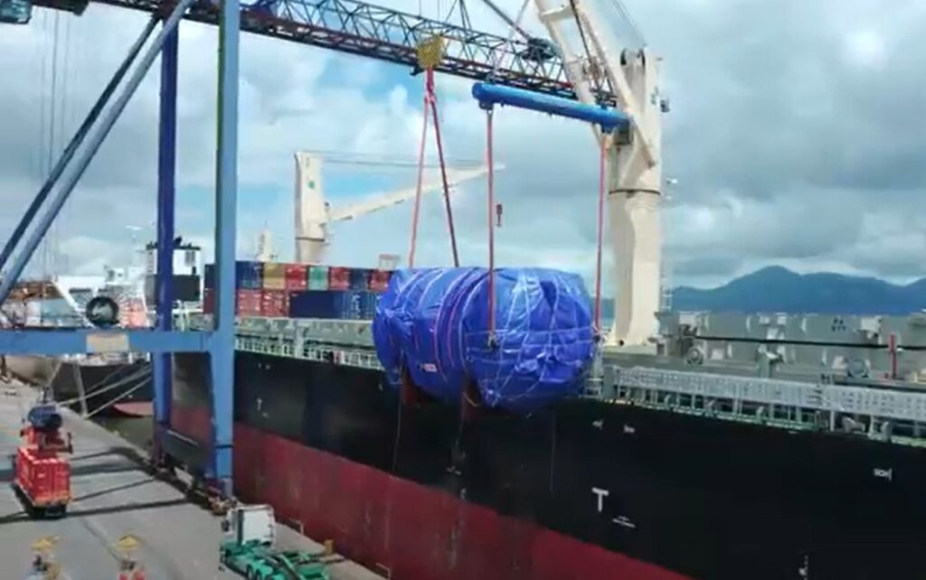 Projeto Sucuriu avança e movimenta cargas gigantes no Porto de Paranaguá