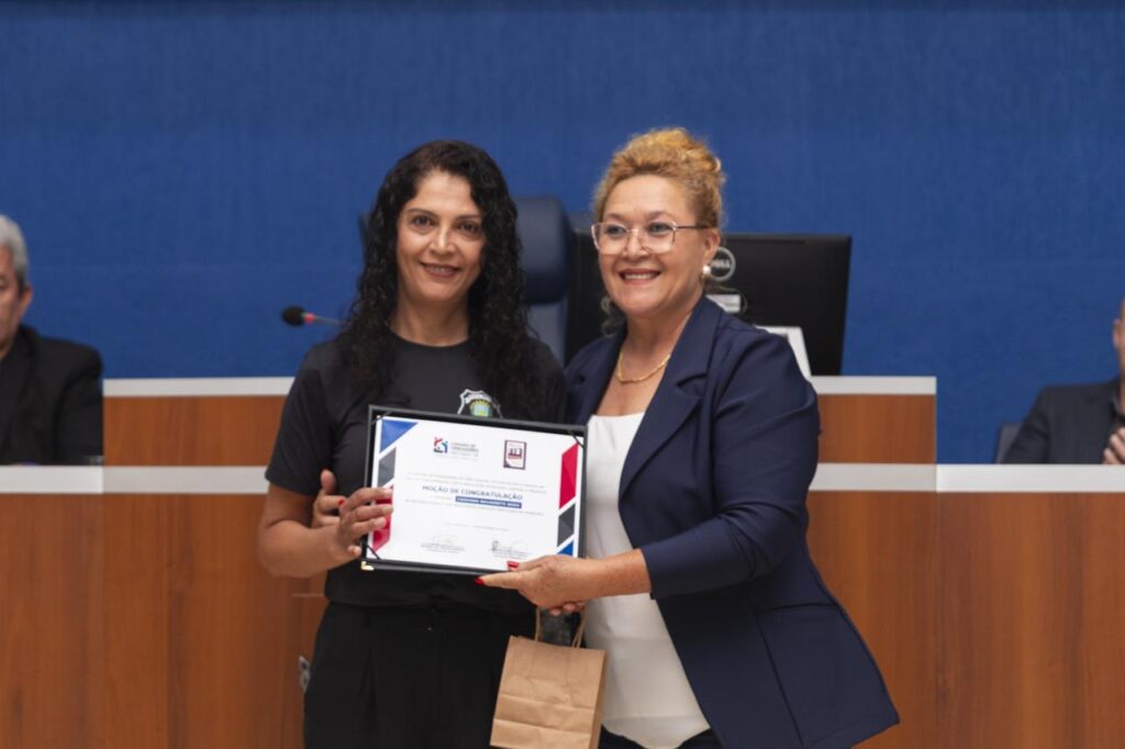 Mulheres que atuam em prol da segurança pública recebem honrarias Mulheres que atuam em prol da segurança pública recebem honrarias