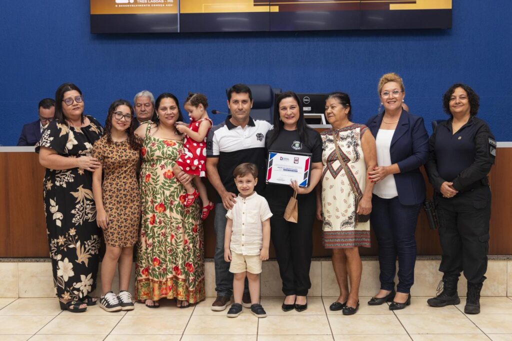 Mulheres que atuam em prol da segurança pública recebem honrarias Mulheres que atuam em prol da segurança pública recebem honrarias