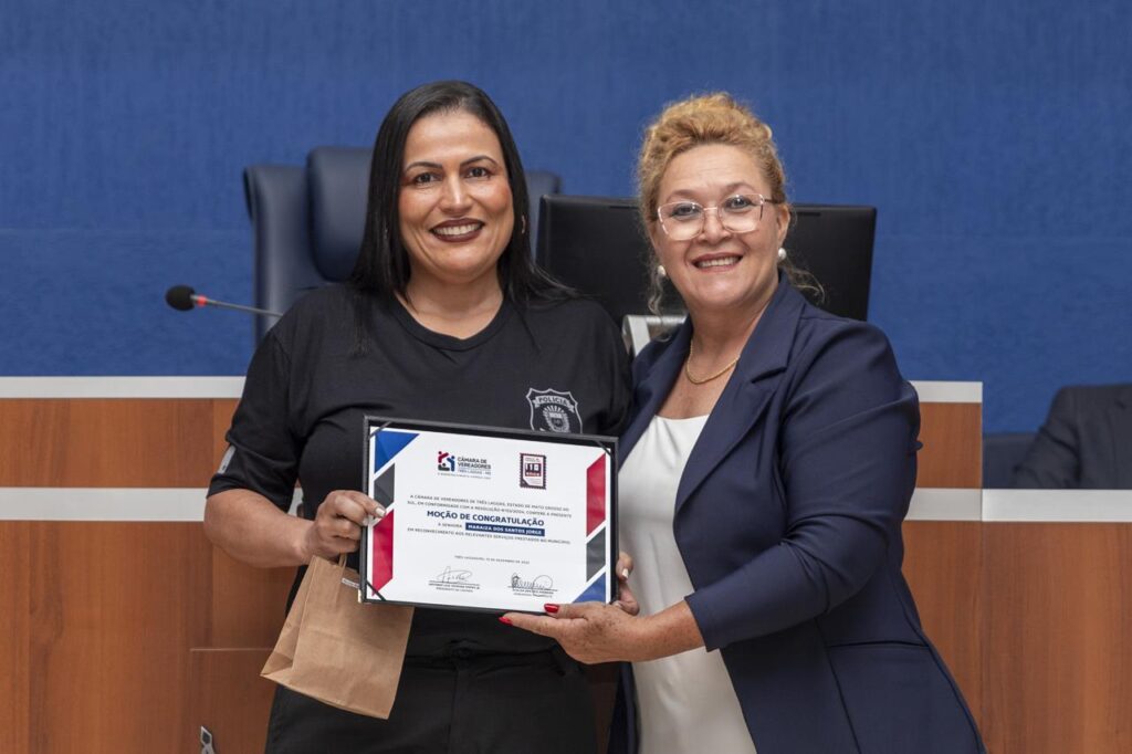 Mulheres que atuam em prol da segurança pública recebem honrarias Mulheres que atuam em prol da segurança pública recebem honrarias