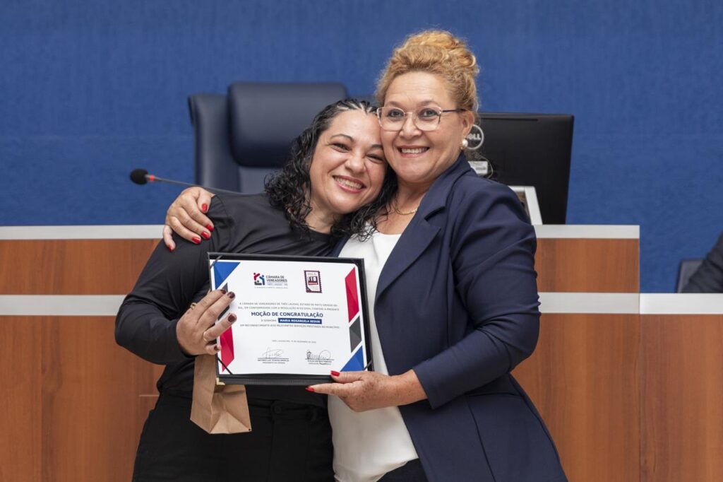 Mulheres que atuam em prol da segurança pública recebem honrarias Mulheres que atuam em prol da segurança pública recebem honrarias
