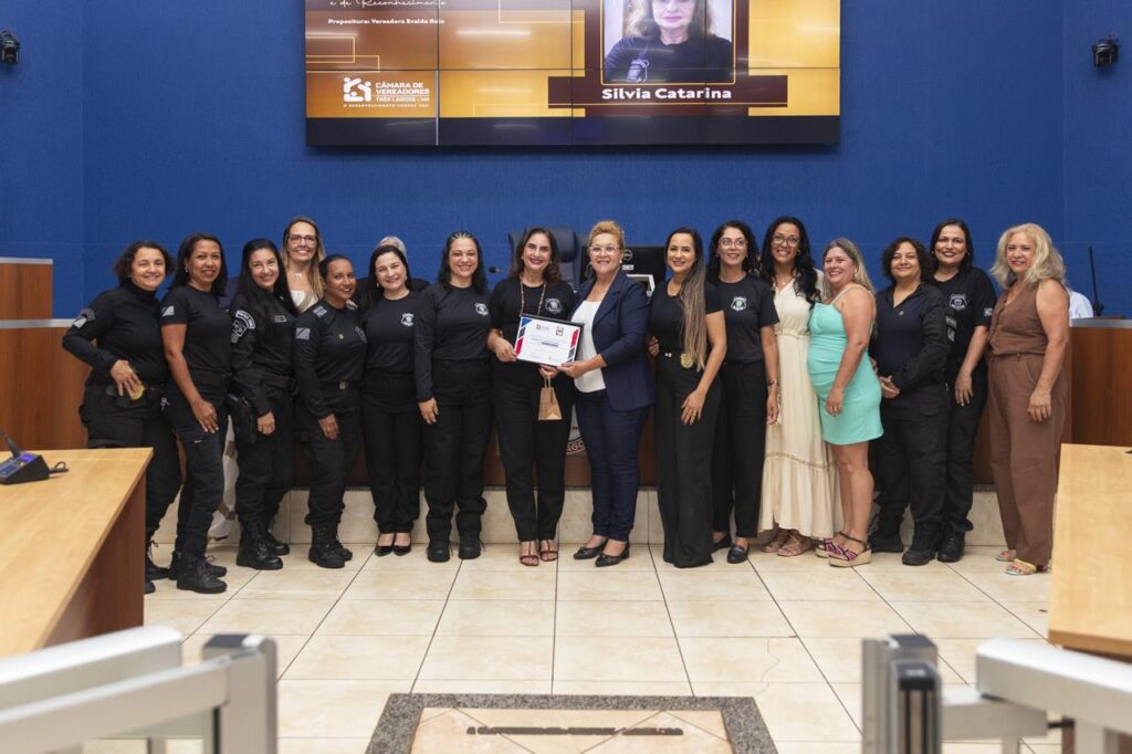 Mulheres que atuam em prol da segurança pública recebem honrarias Mulheres que atuam em prol da segurança pública recebem honrarias