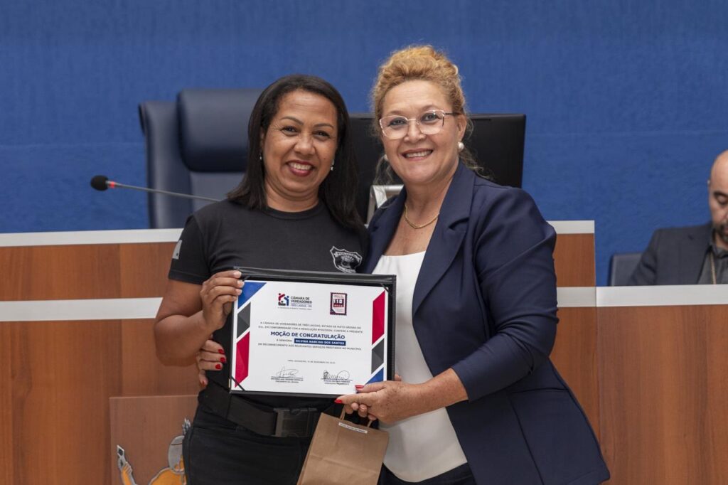 Mulheres que atuam em prol da segurança pública recebem honrarias Mulheres que atuam em prol da segurança pública recebem honrarias