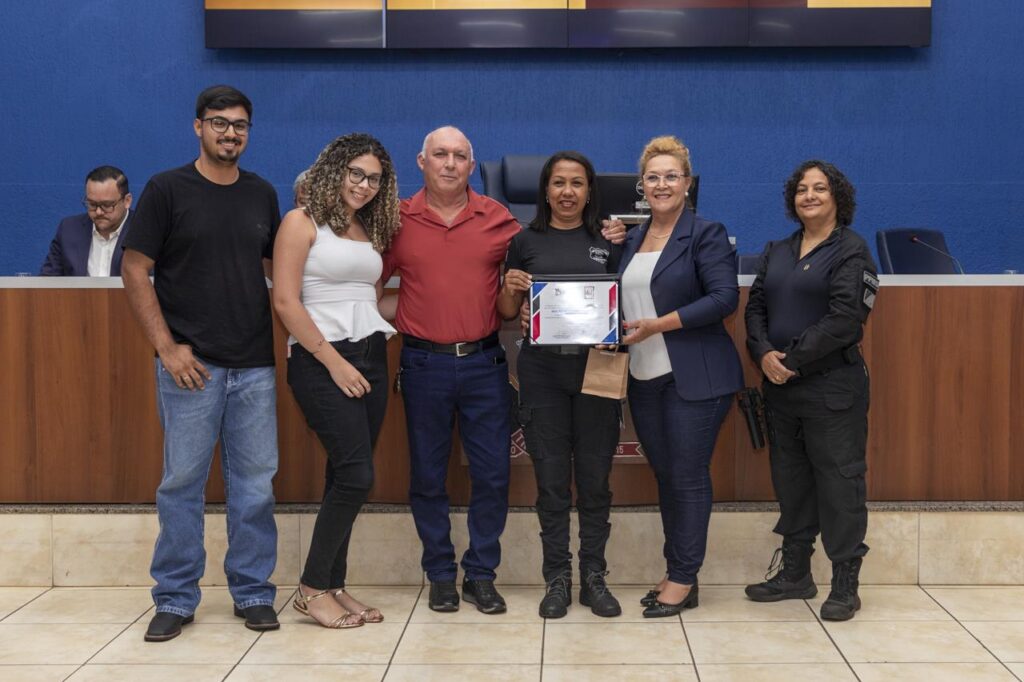 Mulheres que atuam em prol da segurança pública recebem honrarias Mulheres que atuam em prol da segurança pública recebem honrarias