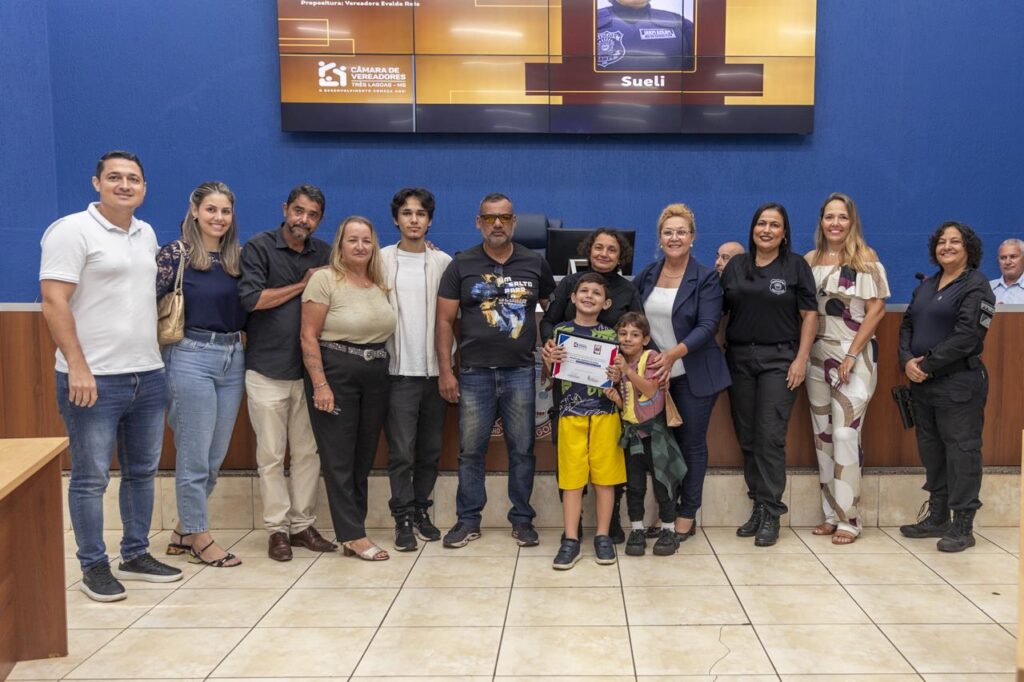 Mulheres que atuam em prol da segurança pública recebem honrarias Mulheres que atuam em prol da segurança pública recebem honrarias