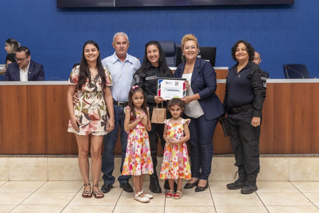 Mulheres que atuam em prol da segurança pública recebem honrarias Mulheres que atuam em prol da segurança pública recebem honrarias