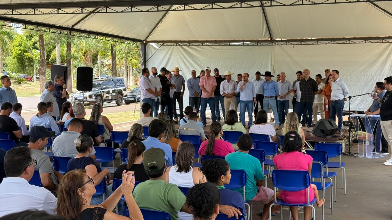 Educação e infraestrutura marcam início do ano com agenda intensa do Governo de MS no interior Educação e infraestrutura marcam início do ano com agenda intensa do Governo de MS no interior