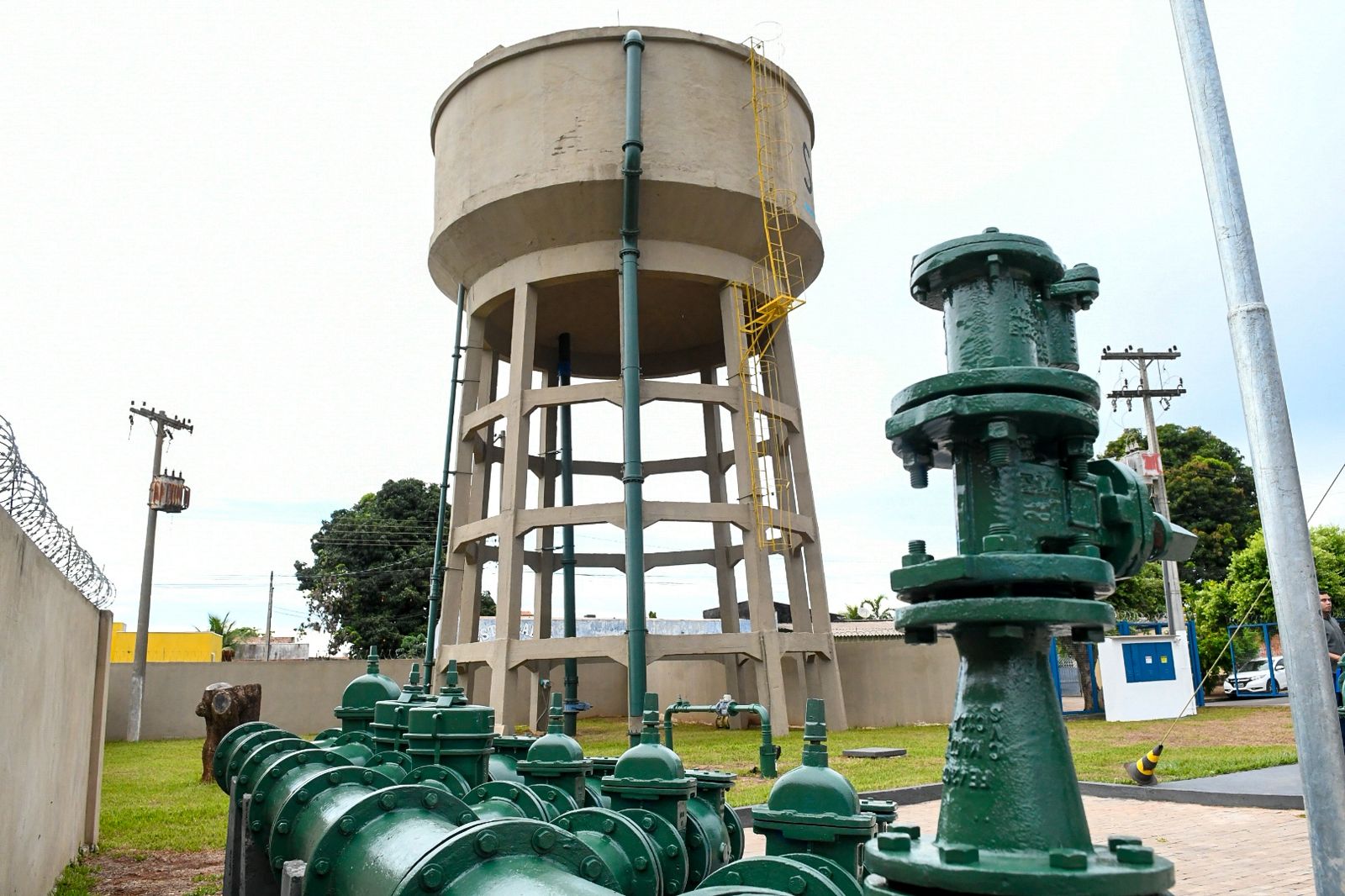 Água tratada, pavimentação e drenagem: Governo de MS entrega obras estruturantes em Três Lagoas