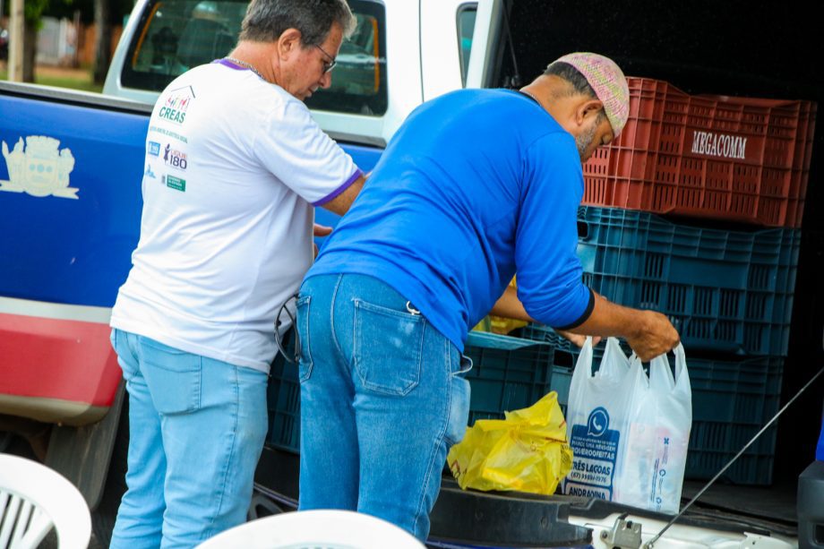 Carreta da Alegria realiza passeio solidário e arrecada aproximadamente 830 kg de alimentos para entidades de Três Lagoas
