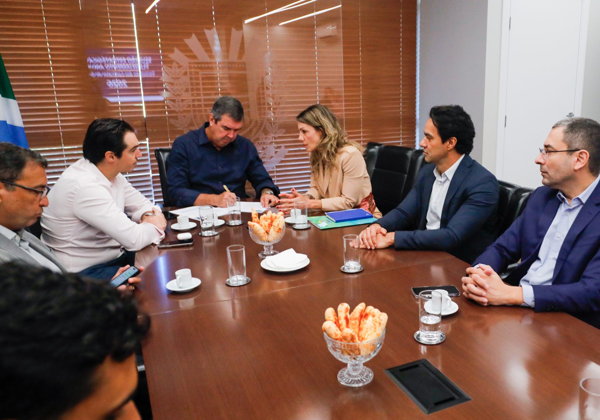 Gestão eficiente e planejamento: Governo de MS inicia assinaturas do Contrato de Gestão 2026