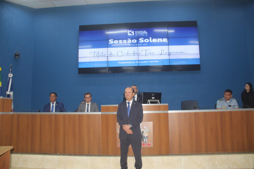 Governador em exercício José Carlos Barbosa é acolhido como novo filho ilustre de Três Lagoas