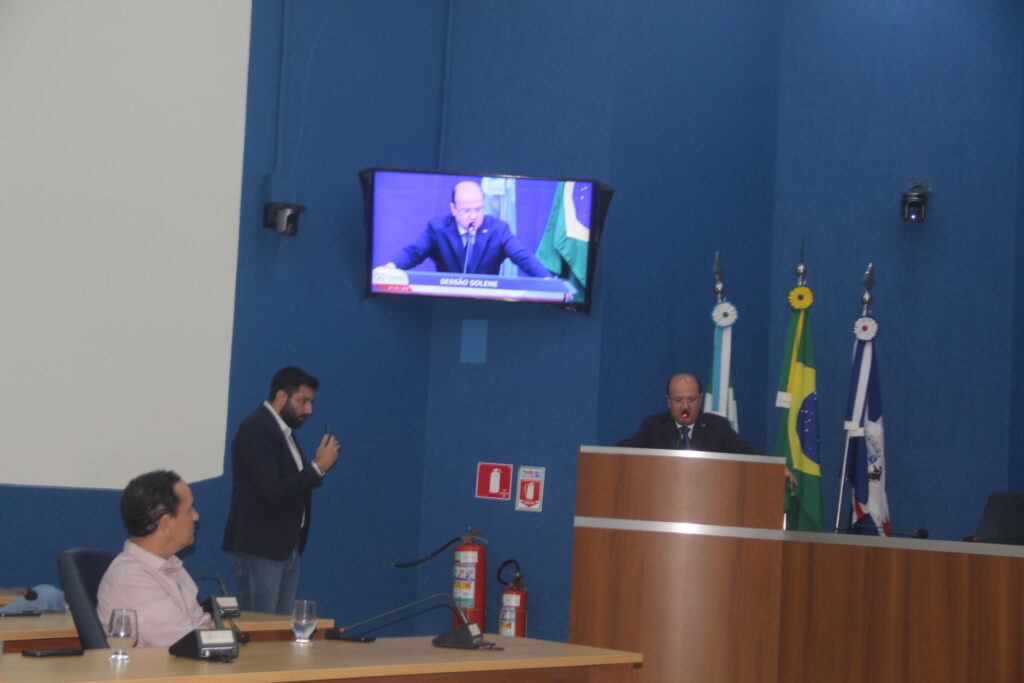 Governador em exercício José Carlos Barbosa é acolhido como novo filho ilustre de Três Lagoas