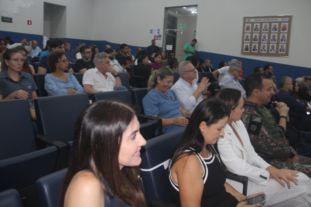 Governador em exercício José Carlos Barbosa é acolhido como novo filho ilustre de Três Lagoas