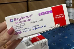 Nova estratégia contra o VSR amplia cobertura e reforça cuidado com a primeira infância em MS