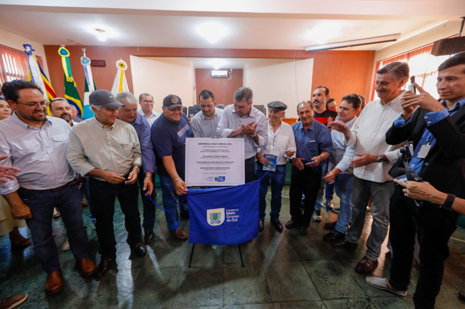 Com benefícios à população, Governo de MS entrega obras de infraestrutura urbana em Guia Lopes