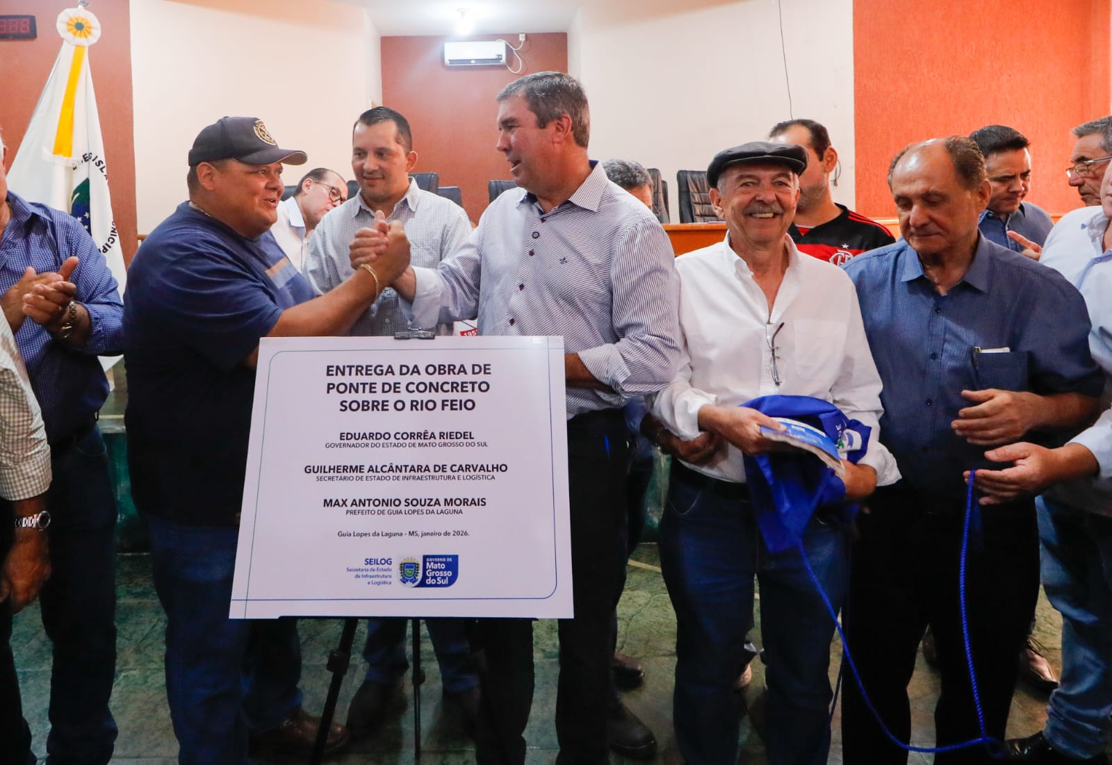 Com benefícios à população, Governo de MS entrega obras de infraestrutura urbana em Guia Lopes