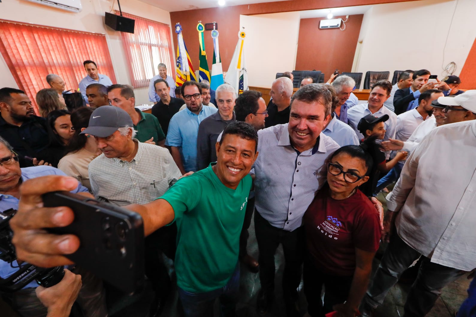 Com benefícios à população, Governo de MS entrega obras de infraestrutura urbana em Guia Lopes