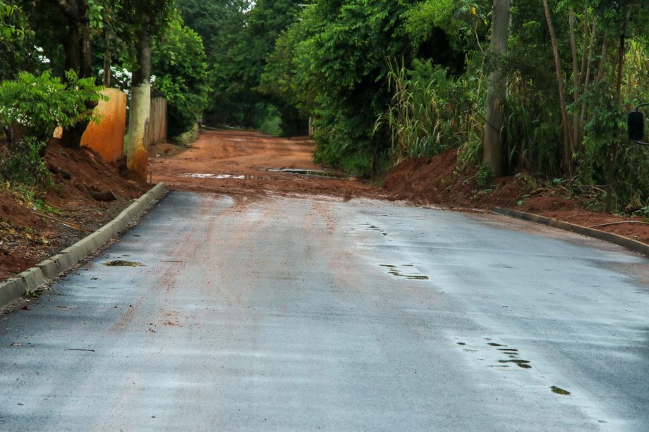 1ª etapa da pavimentação da Boiadeira está concluída e obras seguem para via de acesso ao Montanini