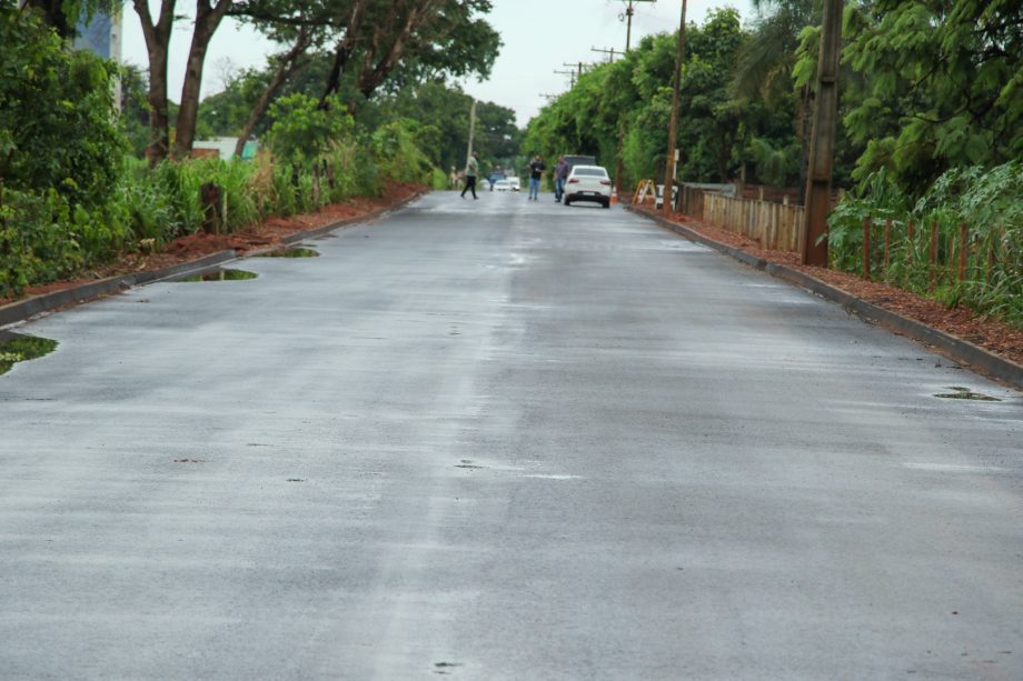 1ª etapa da pavimentação da Boiadeira está concluída e obras seguem para via de acesso ao Montanini