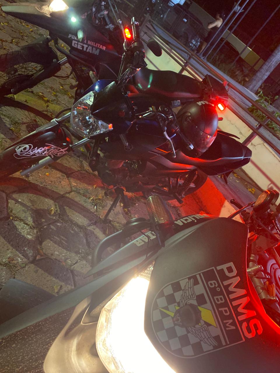 Polícia Militar conduz homem por porte de drogas, desobediência e desacato durante patrulhamento em Corumbá Polícia Militar conduz homem por porte de drogas, desobediência e desacato durante patrulhamento em Corumbá