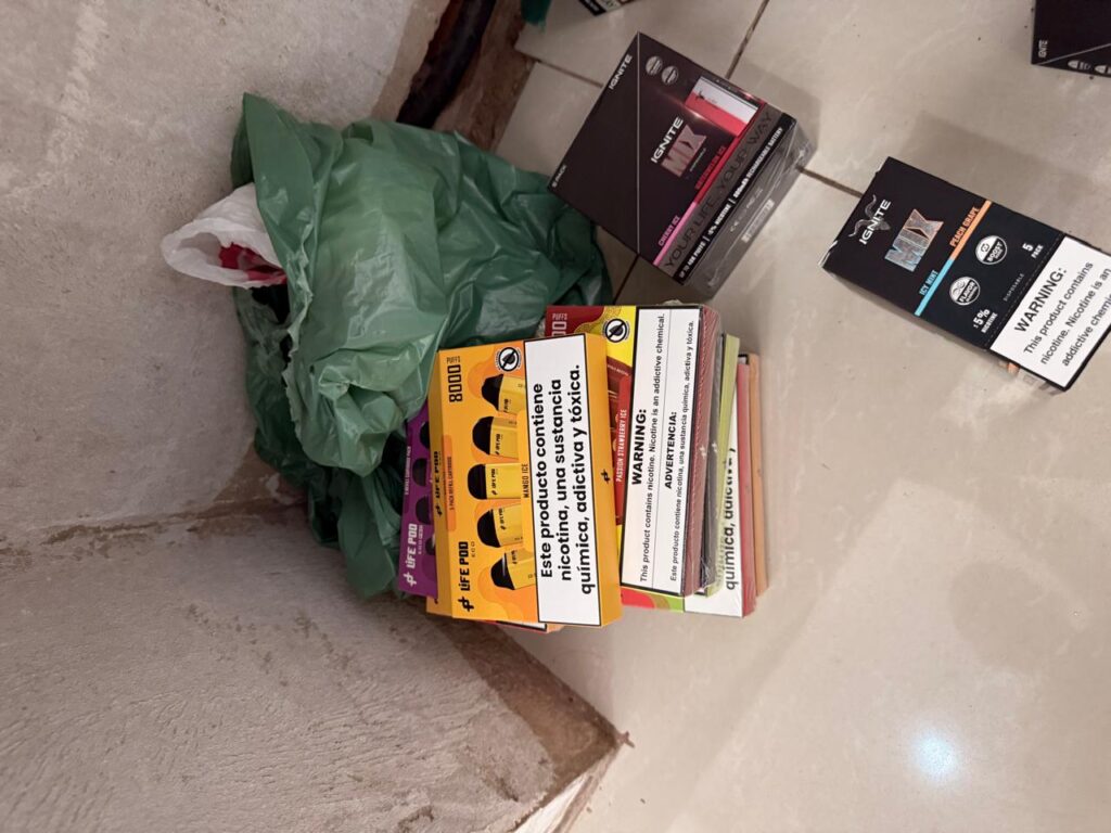 Em operação conjunta, Polícia Civil apreende produtos em tabacaria de Campo Grande