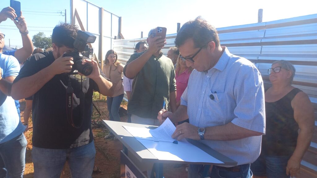 Prefeito Cassiano Maia abre 2026 com a assinatura de obras estratégicas para a educação em Três Lagoas