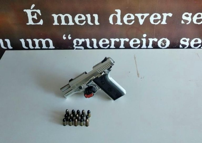 Polícia Civil apreende armas de fogo e munições de homens investigados por violência contra mulher em Campo Grande Polícia Civil apreende armas de fogo e munições de homens investigados por violência contra mulher em Campo Grande
