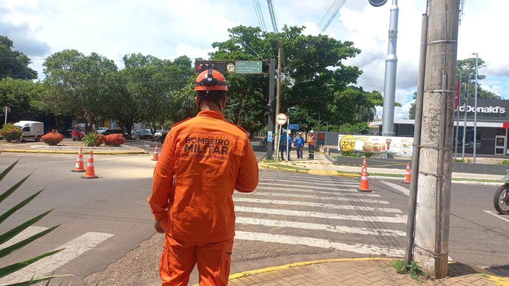 Em Três Lagoas, vazamento de gás assusta comerciantes e provoca interdição parcial da Filinto Muller