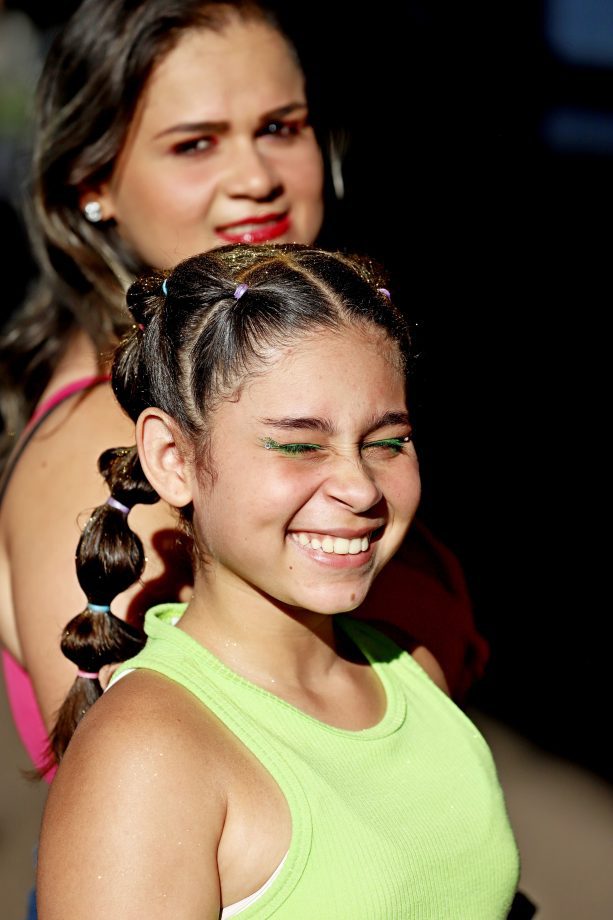 CarnaTrês 2026 encerra com festa, brilho dos blocos e avenida lotada em Três Lagoas CarnaTrês 2026 encerra com festa, brilho dos blocos e avenida lotada em Três Lagoas