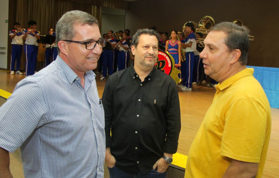 Prefeitura de Três Lagoas dá posse a mais 47 servidores em três secretarias municipais