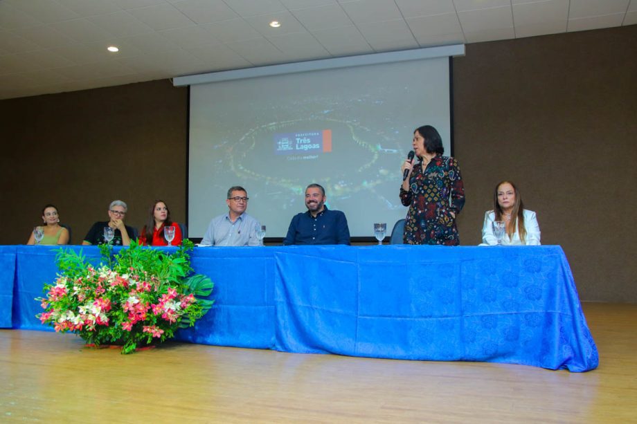 Prefeitura de Três Lagoas dá posse a mais 47 servidores em três secretarias municipais