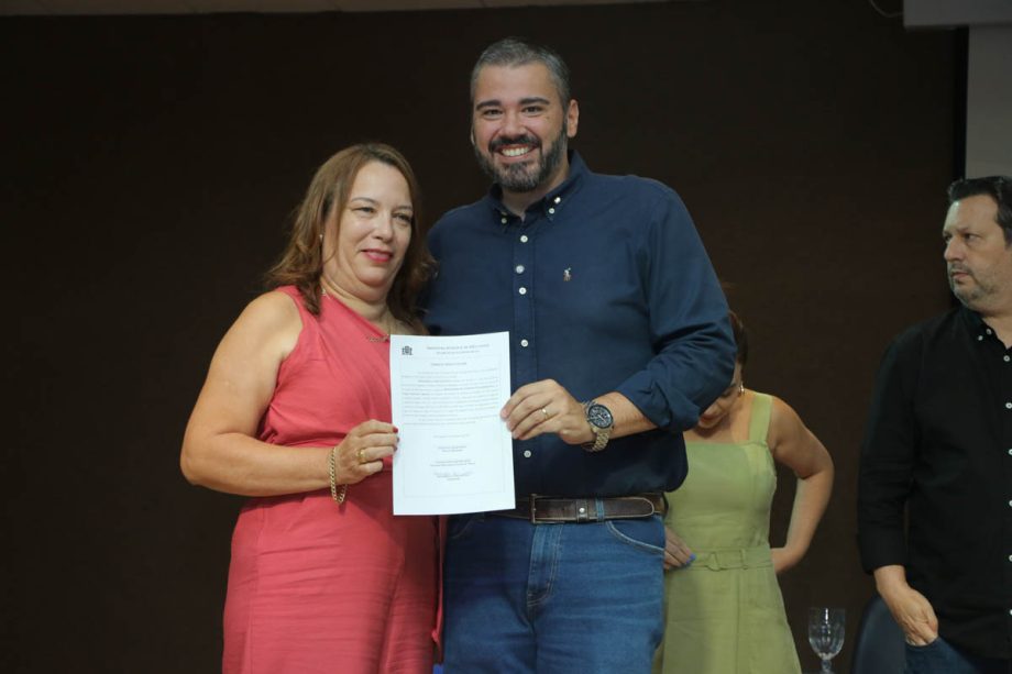 Prefeitura de Três Lagoas dá posse a mais 47 servidores em três secretarias municipais