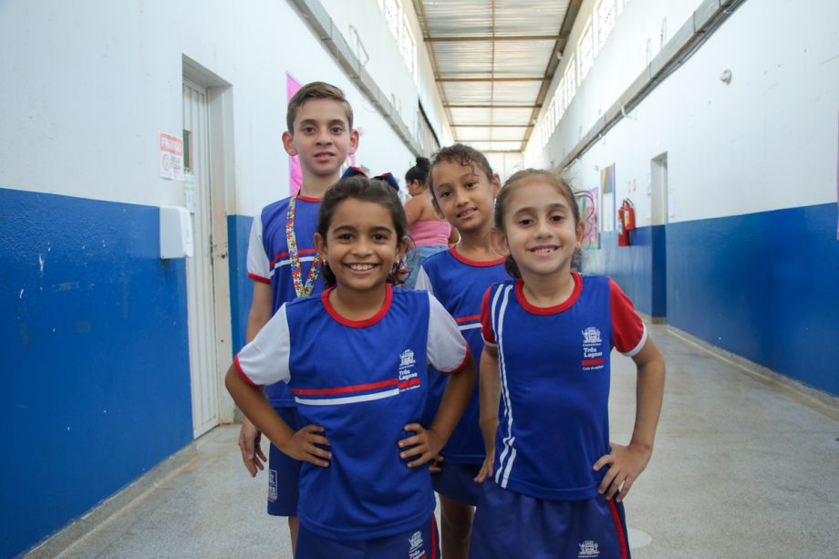 Prefeitura de Três Lagoas realiza entrega de Kits Escolares em escolas municipais