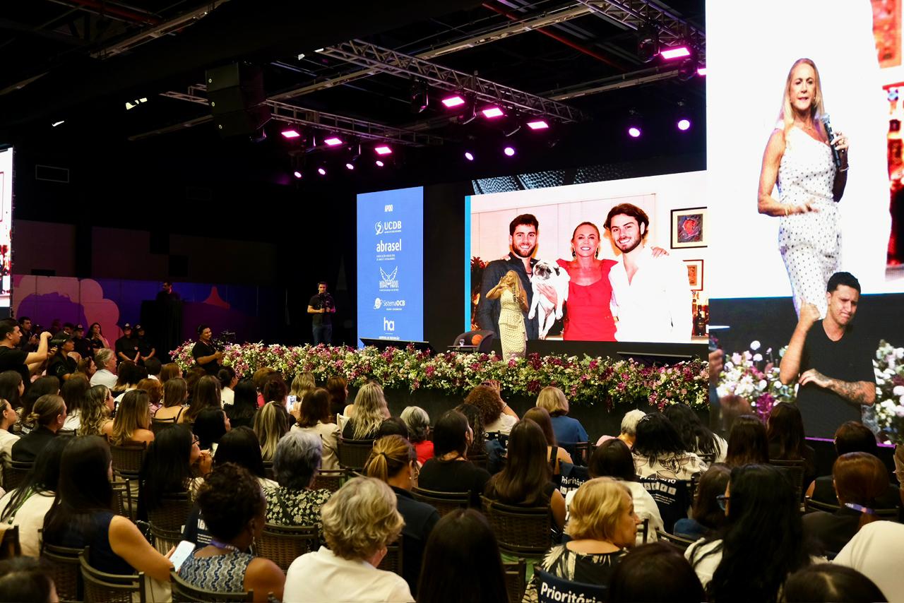 Com mais de 10 mil visitas, Delas Day 2026 fomenta protagonismo feminino e negócios liderados por mulheres Com mais de 10 mil visitas, Delas Day 2026 fomenta protagonismo feminino e negócios liderados por mulheres