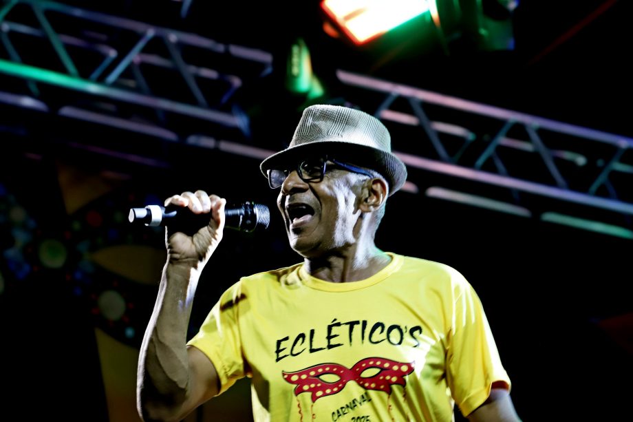 CarnaTrês 2026 encerra com festa, brilho dos blocos e avenida lotada em Três Lagoas CarnaTrês 2026 encerra com festa, brilho dos blocos e avenida lotada em Três Lagoas