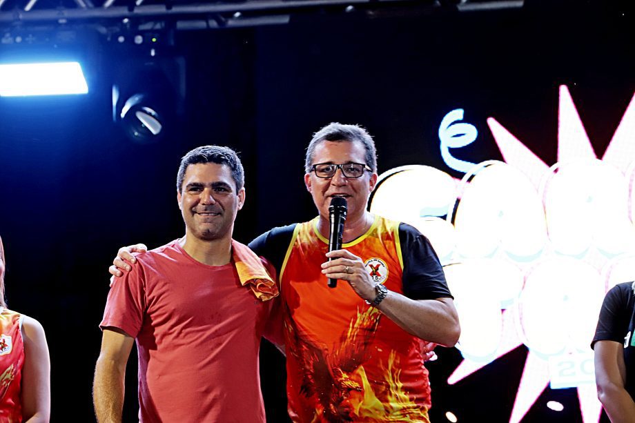 CarnaTrês 2026 encerra com festa, brilho dos blocos e avenida lotada em Três Lagoas CarnaTrês 2026 encerra com festa, brilho dos blocos e avenida lotada em Três Lagoas