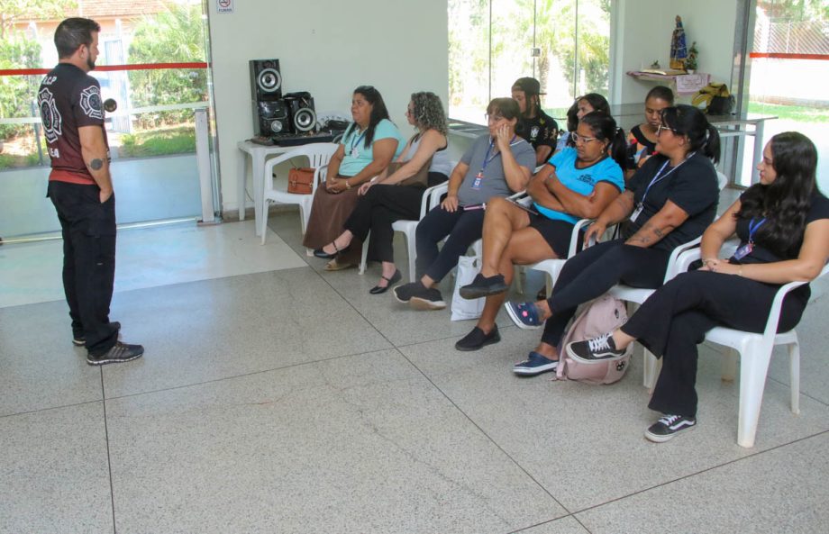 Secretaria Municipal de Assistência Social realiza treinamento de Primeiros Socorros a servidores