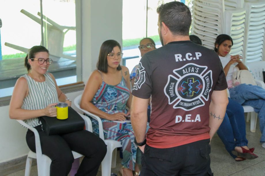 Secretaria Municipal de Assistência Social realiza treinamento de Primeiros Socorros a servidores
