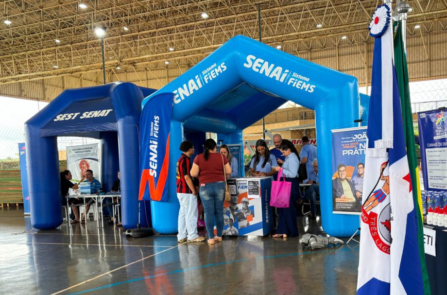 Feirão de Vagas conecta mais de 200 jovens ao mercado de trabalho Feirão de Vagas conecta mais de 200 jovens ao mercado de trabalho