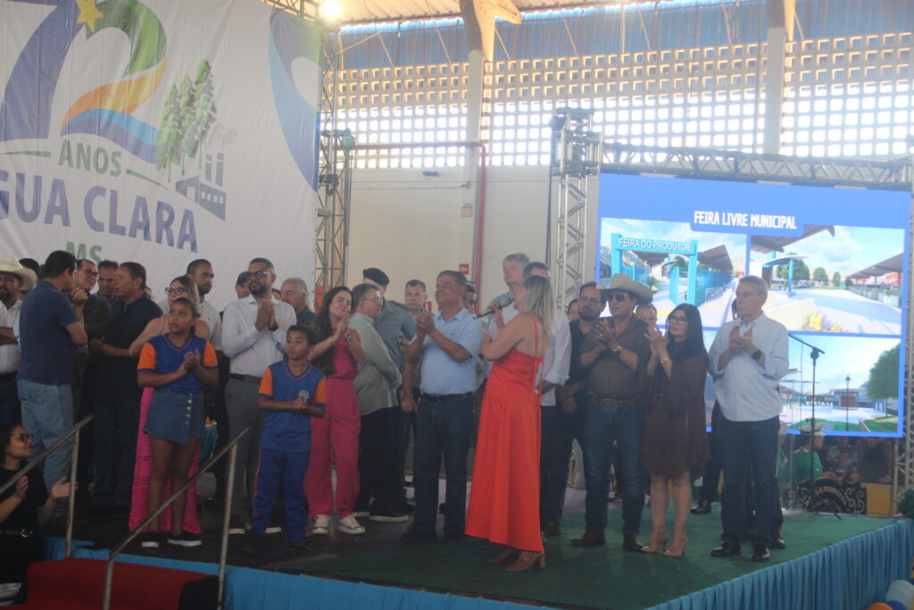 Governador Eduardo Riedel prestigia os 72 anos de Água Clara e reforça novo momento de desenvolvimento