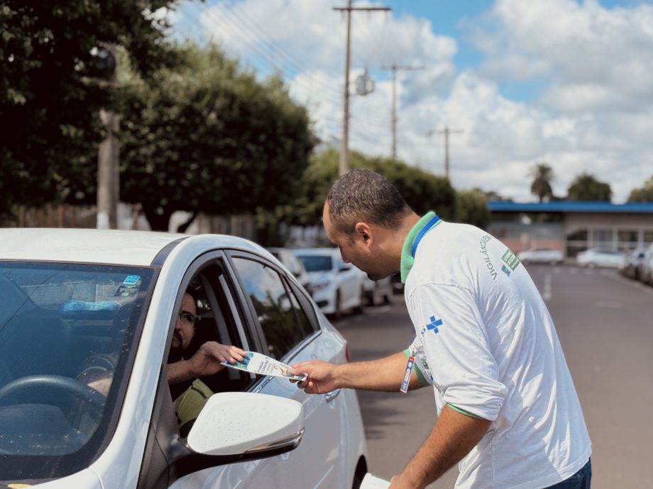 SMS realiza Blitz Educativa sobre prevenção e cuidados com escorpiões em Três Lagoas SMS realiza Blitz Educativa sobre prevenção e cuidados com escorpiões em Três Lagoas