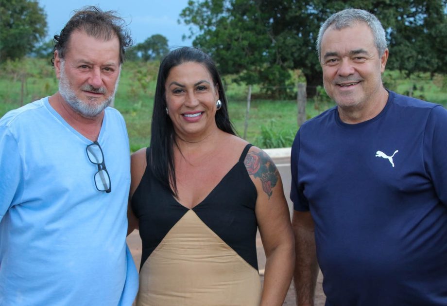 Prefeito Dr. Cassiano Maia inaugura nova iluminação da Avenida Jamil Jorge Salomão