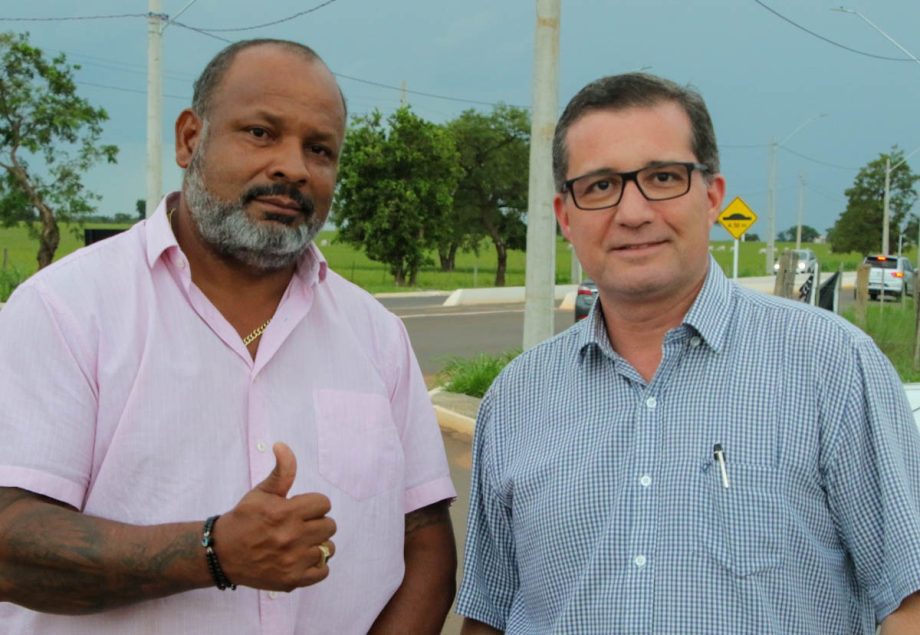Prefeito Dr. Cassiano Maia inaugura nova iluminação da Avenida Jamil Jorge Salomão