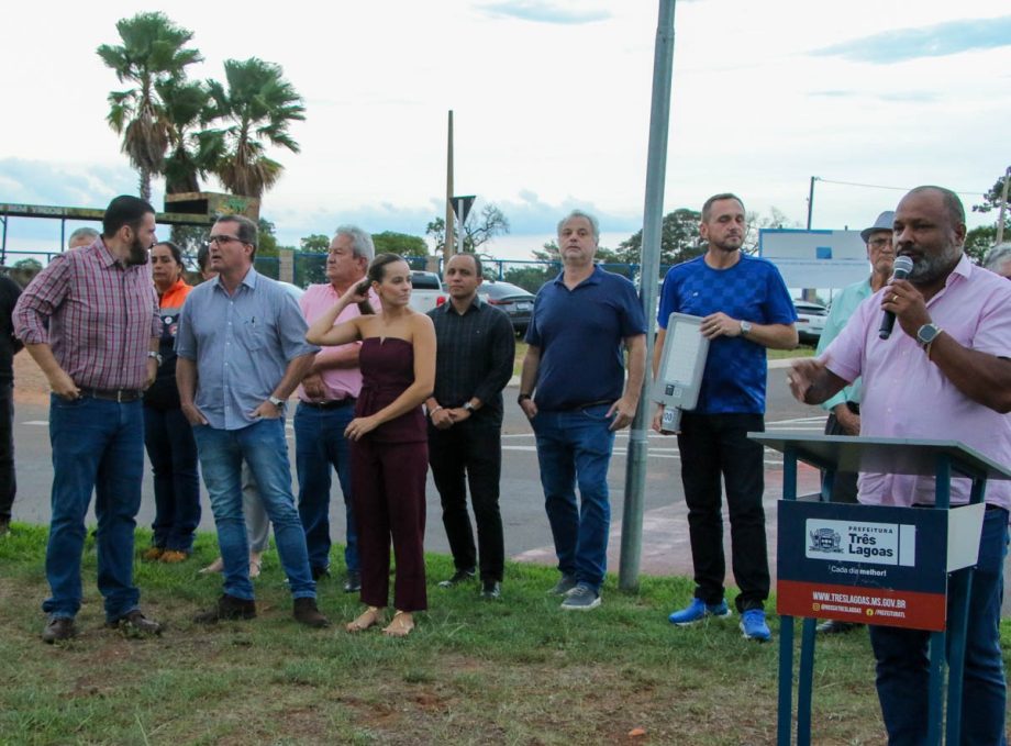 Prefeito Dr. Cassiano Maia inaugura nova iluminação da Avenida Jamil Jorge Salomão