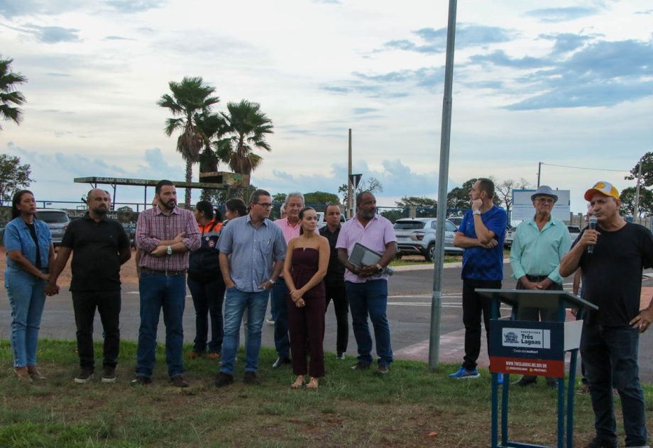 Prefeito Dr. Cassiano Maia inaugura nova iluminação da Avenida Jamil Jorge Salomão