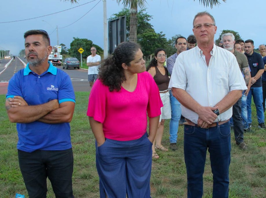 Prefeito Dr. Cassiano Maia inaugura nova iluminação da Avenida Jamil Jorge Salomão